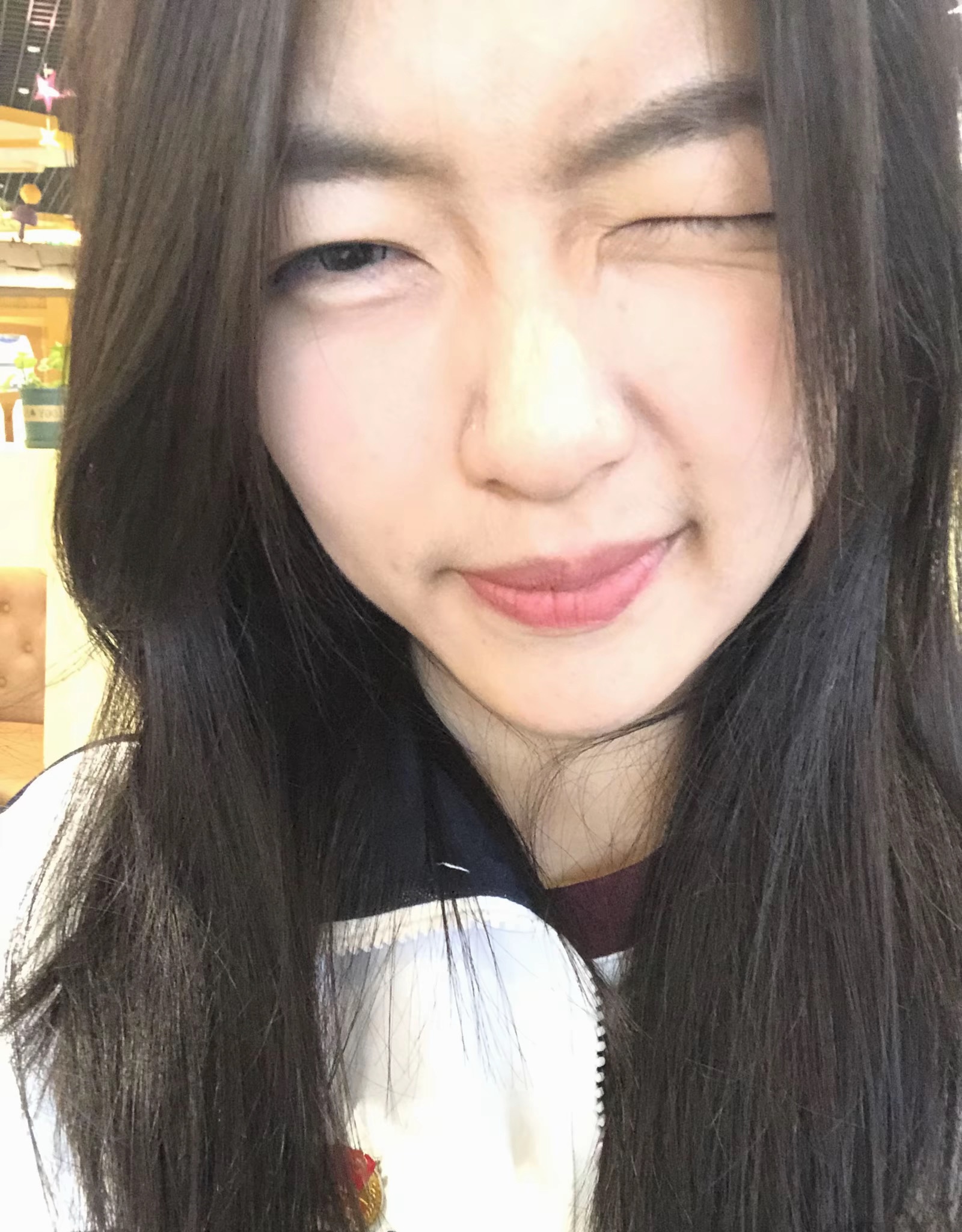 Melody 在 2021 至 2024 年间的生活照片